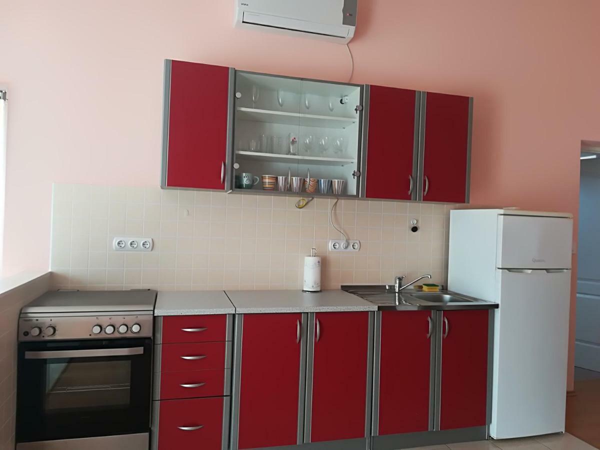 Apartman Rosanda Premuda Buitenkant foto