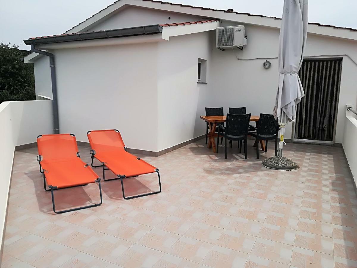 Apartman Rosanda Premuda Buitenkant foto